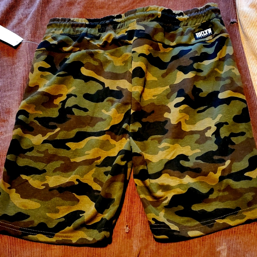 Mens camo shorts